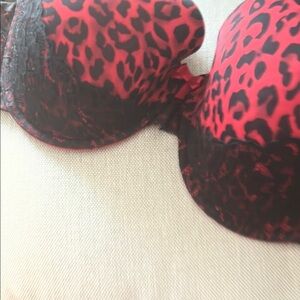 La Vie En Rose Red and Black Plunge Bra